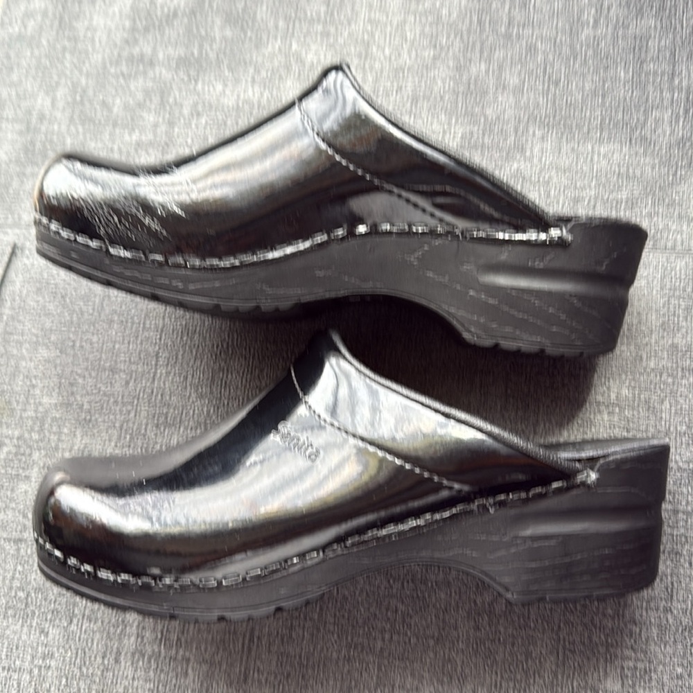 Sanita Glossy Black Clog Slip-Ons - 7.5